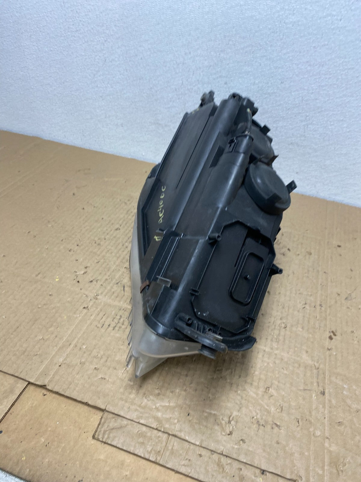 2009 - 2012 Volkswagen CC Left Driver Lh Side Headlight Halogen Oem AC4006 DW8
