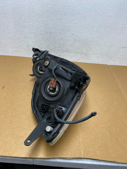 2006 to 2010 Toyota Sienna Left Driver Lh Side Headlight Halogen AD8953 DW8