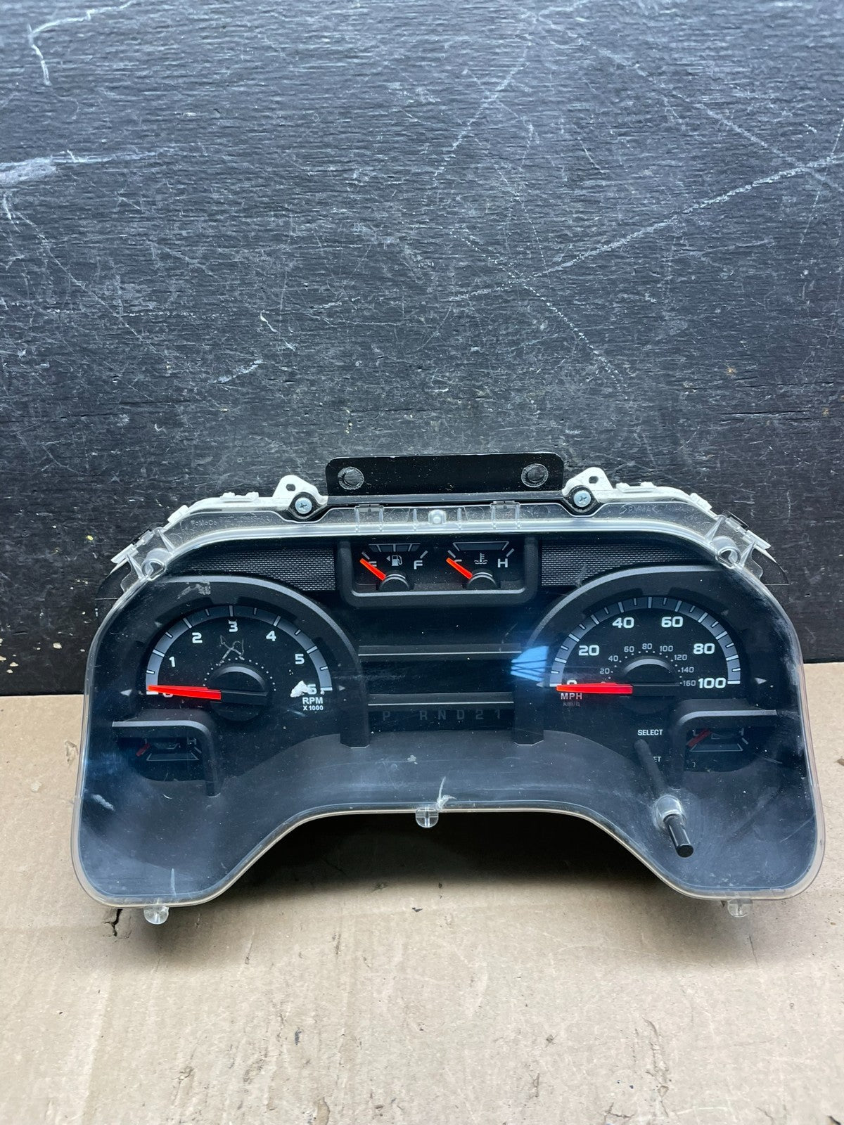 2011 to 2013 Ford E150 E250 E350 VAN Gauge Speedometer Cluster w1453 DG0