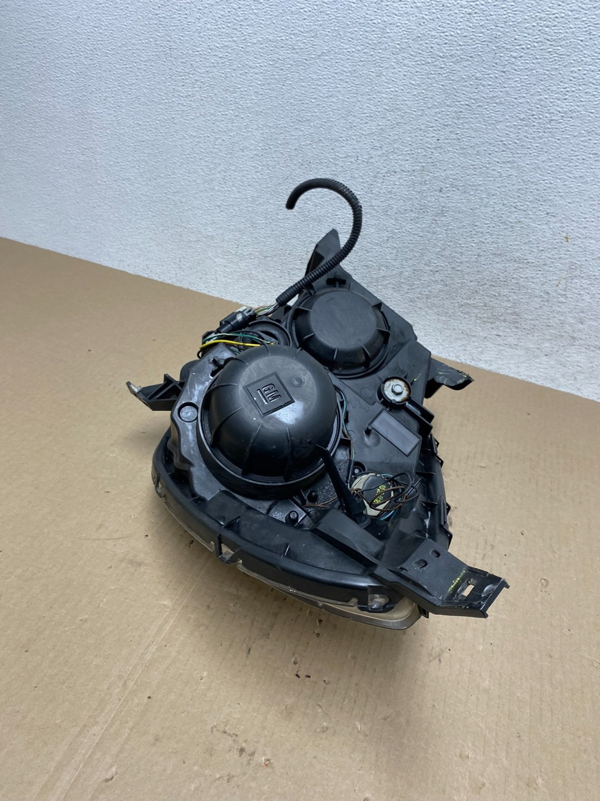 2010 - 2015 Chevrolet Equinox Halogen Headlight Right Passenger Side AE7016 DW6