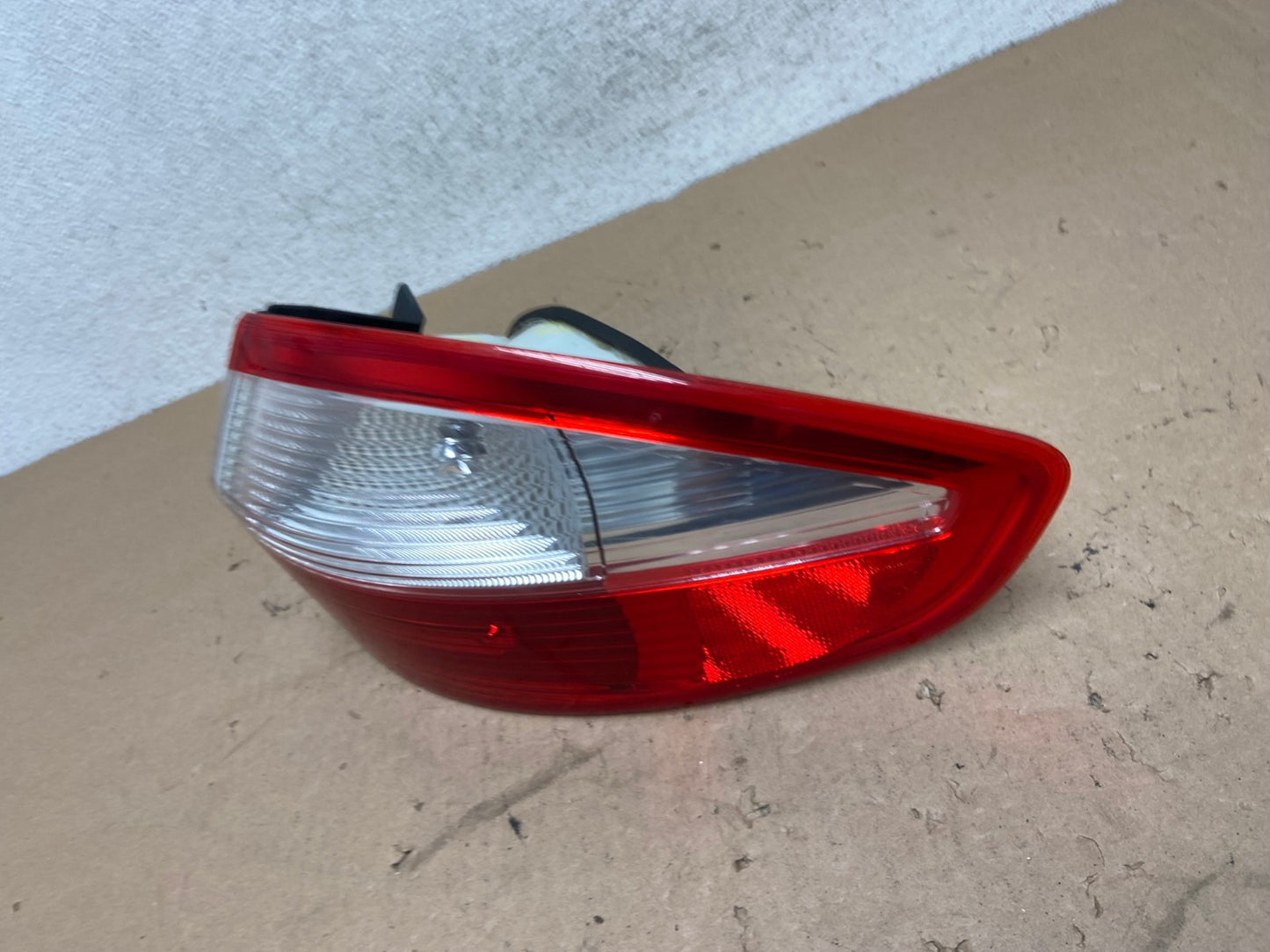 2014-2019 Ford Fiesta Right Passenger RH Side Tail Light AG4242 LK1