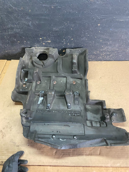 2013 to 2016 Lincoln MKS 3.7L Engine Motor Cover Oem s1239 DG4