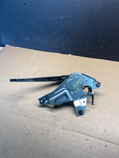 2011 to 2017 Infiniti QX56 QX80 Rear Wiper Motor OEM AC6842 DG4