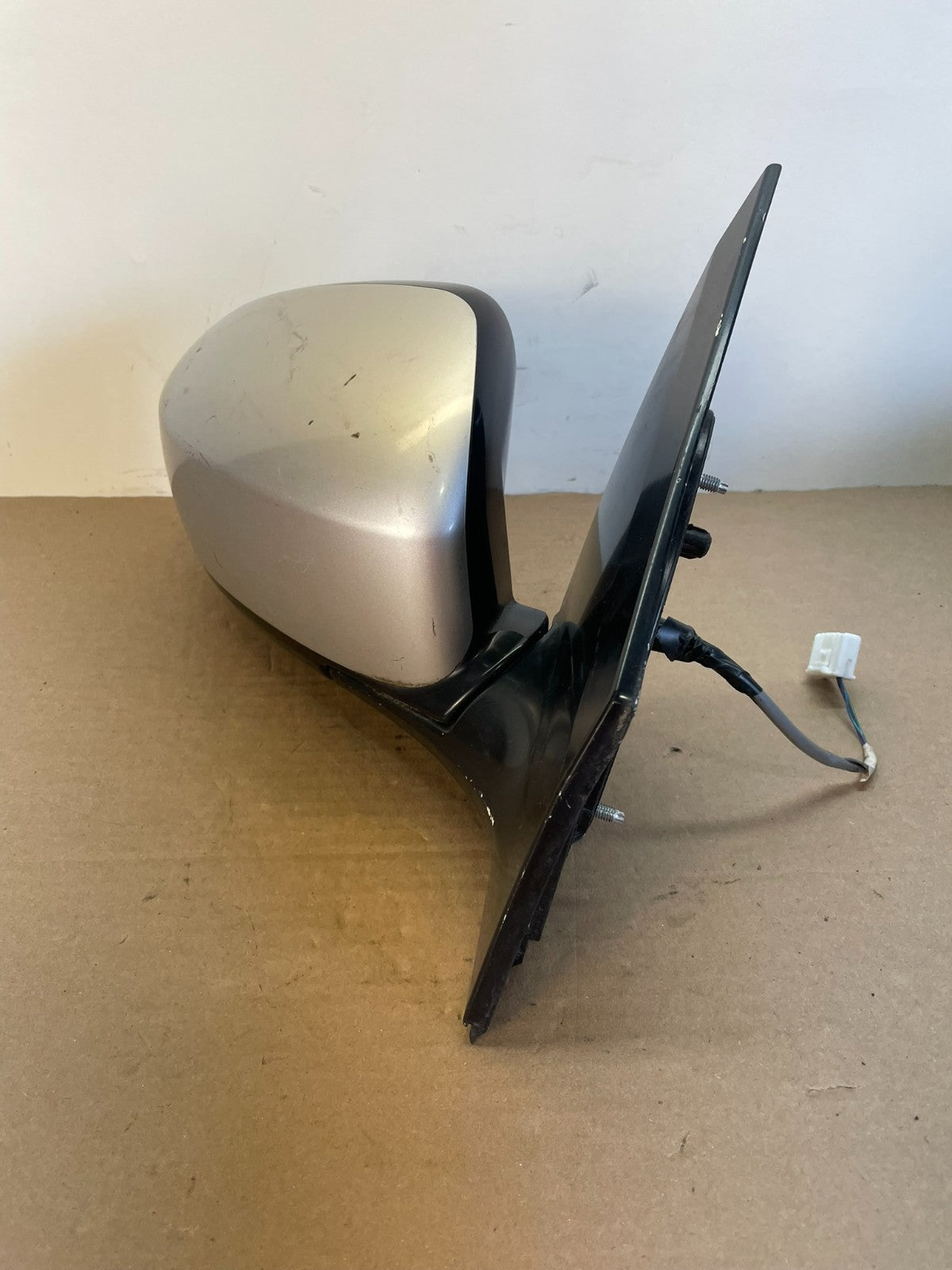 2009 to 2014 Nissan Murano Right Passenger Side View Door Mirror AF5656 DG1