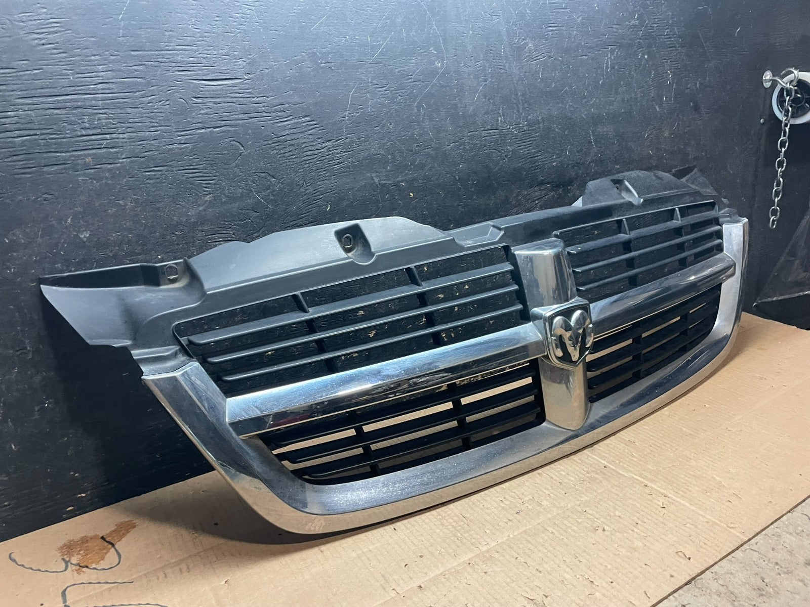 2007 2008 2009 Dodge Sprinter Front Upper Grill Grille Y1908 DG2