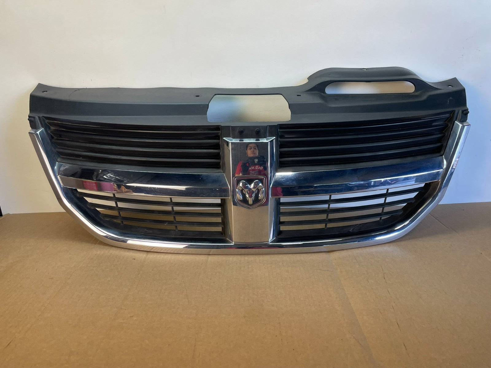 2009 to 2010 Dodge Journey Chrome Front Upper Grill Grille AG9855 DG0