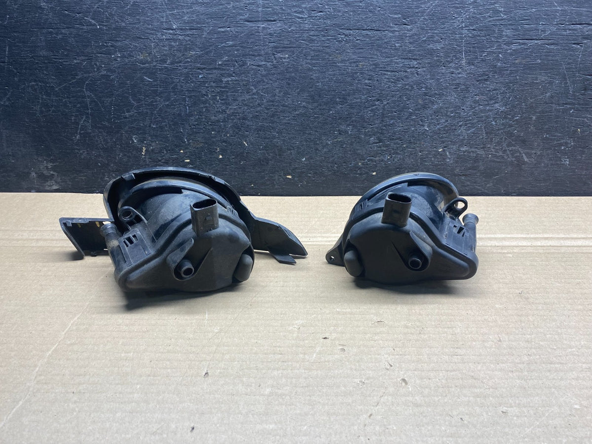 2007 to 2009 Audi Q7 Front Right+Left Side Fog Lights AH7591 PS1