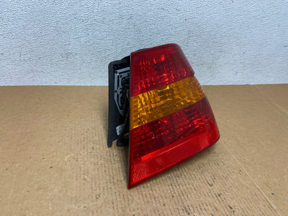 2002 - 2005 BMW 3 E46 Series Right Passenger RH Side Tail Light AD9339 LK2