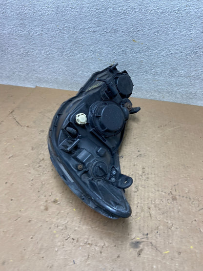 2007 2008 2009 2010 Hyundai Elantra Right Passenger Side Headlight OEM Z9457 DW6