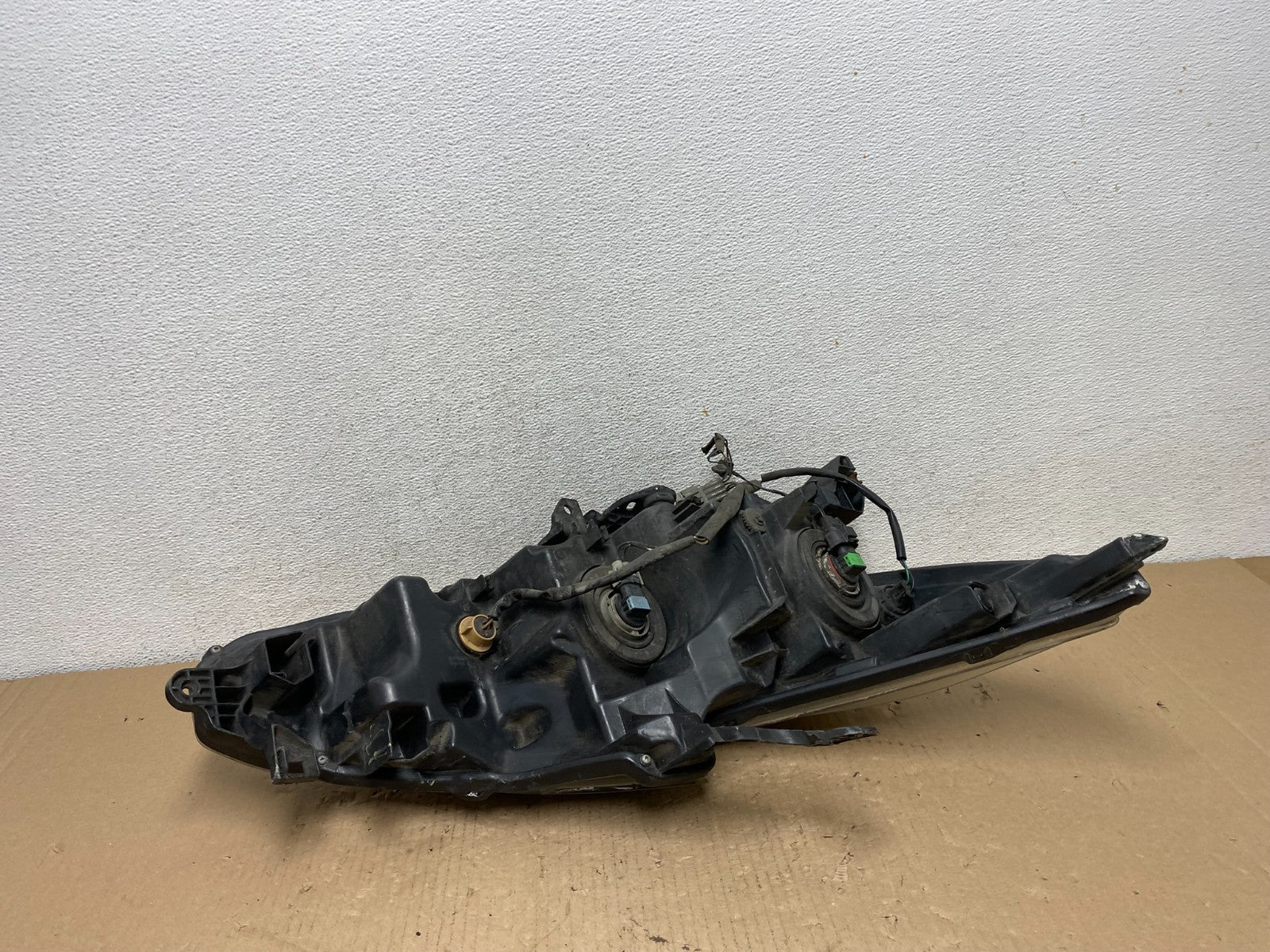 2016 - 2018 Nissan Altima Left Driver LH Halogen Headlight TYC AF3212 DW6