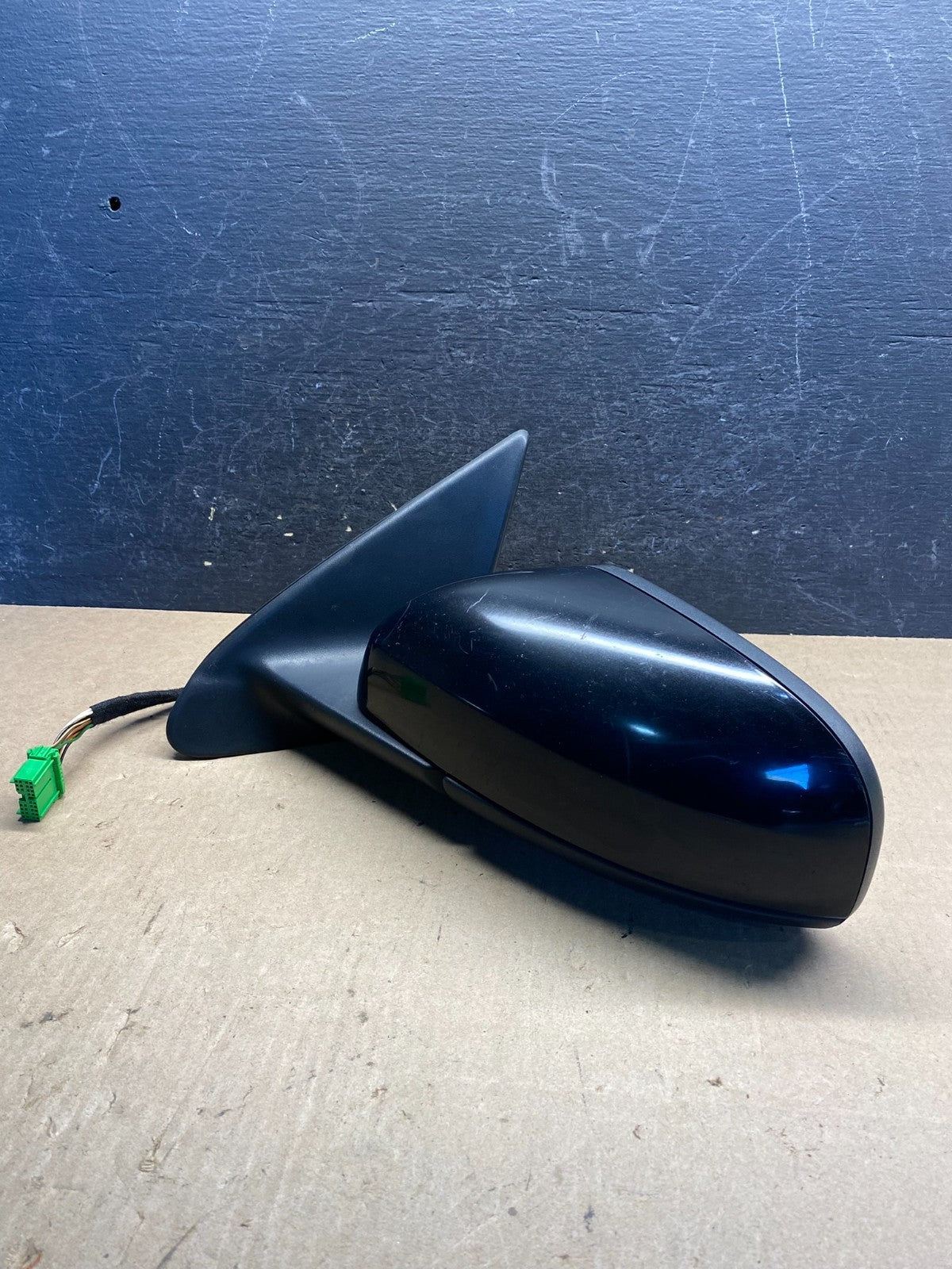 2000 to 2004 Volvo V70 Left Driver Side Mirror E11015846 AG3449 MS2