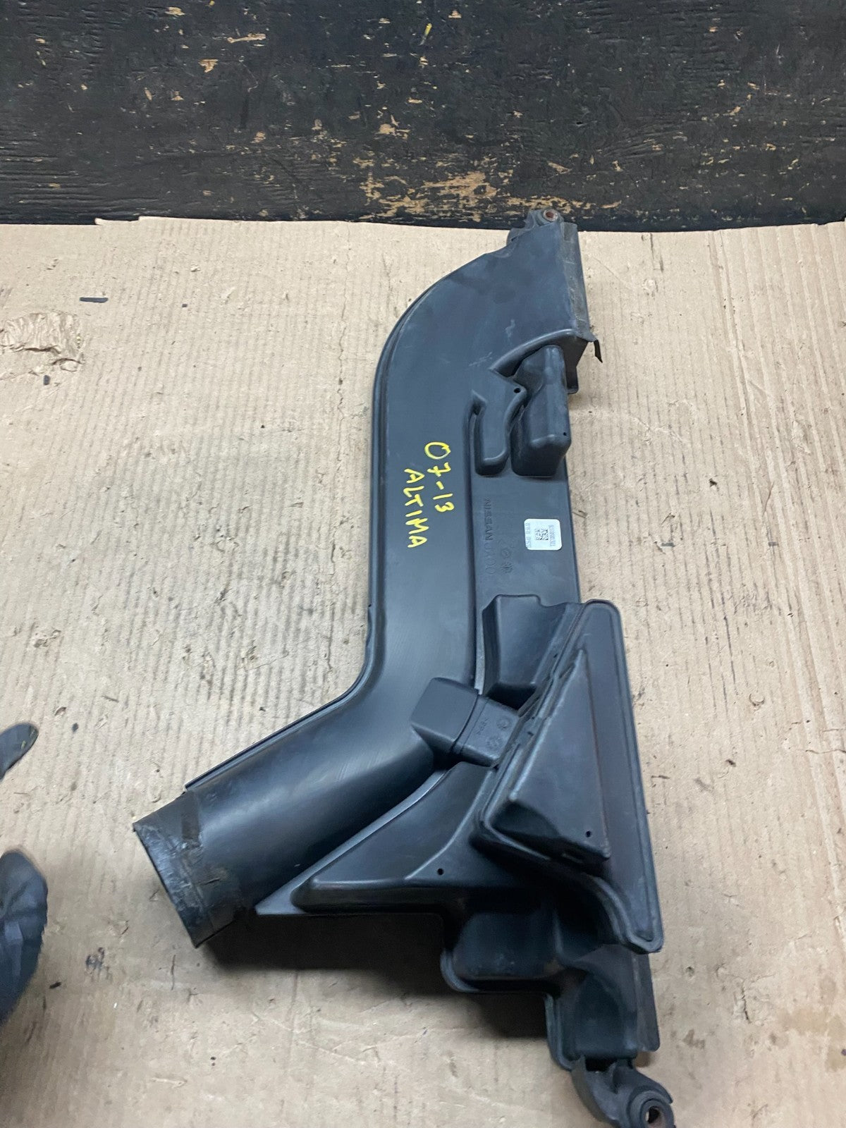 2007 to 2013 Nissan Altima 2.5L Air Duct Tube Resonator 16554-JA000 OEM V3980 DG6