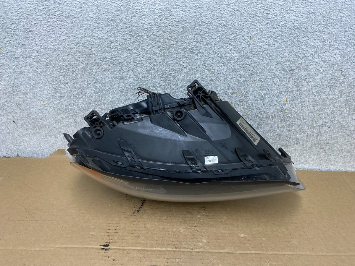 2008 to 2013 Volvo XC70 V70 S80 Right Passenger Side Halogen Headlight AH7886 DW4