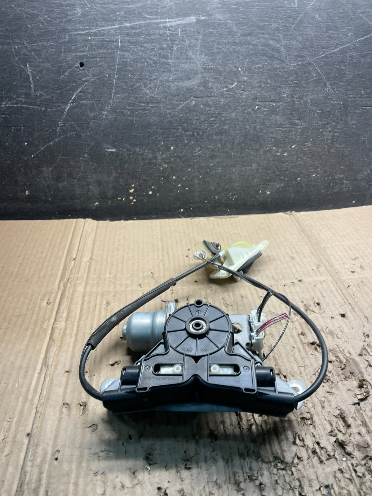 2011 to 2017 Nissan Quest Rear Left Side Power Sliding Door Motor Wire Y0011 DG3