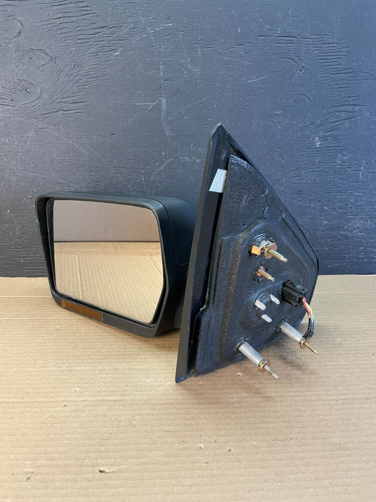 2004 to 2008 Ford F150 Left Driver LH Side View Door Mirror AE8616 DW2
