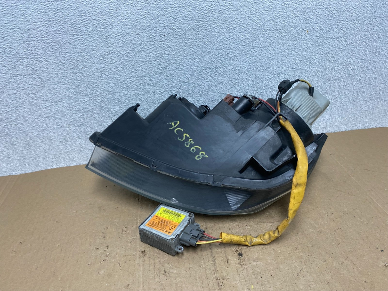 2005 to 2006 Nissan Altima Right RH Side Xenon Headlight AC5868 DW7