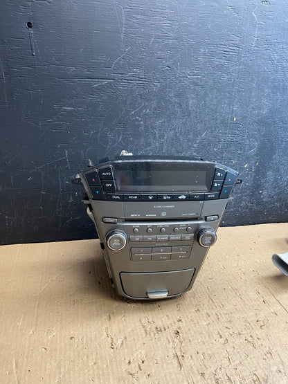 2007 to 2009 Acura Mdx Radio Stereo 6 CD Player Climate Control AG1894 DG0