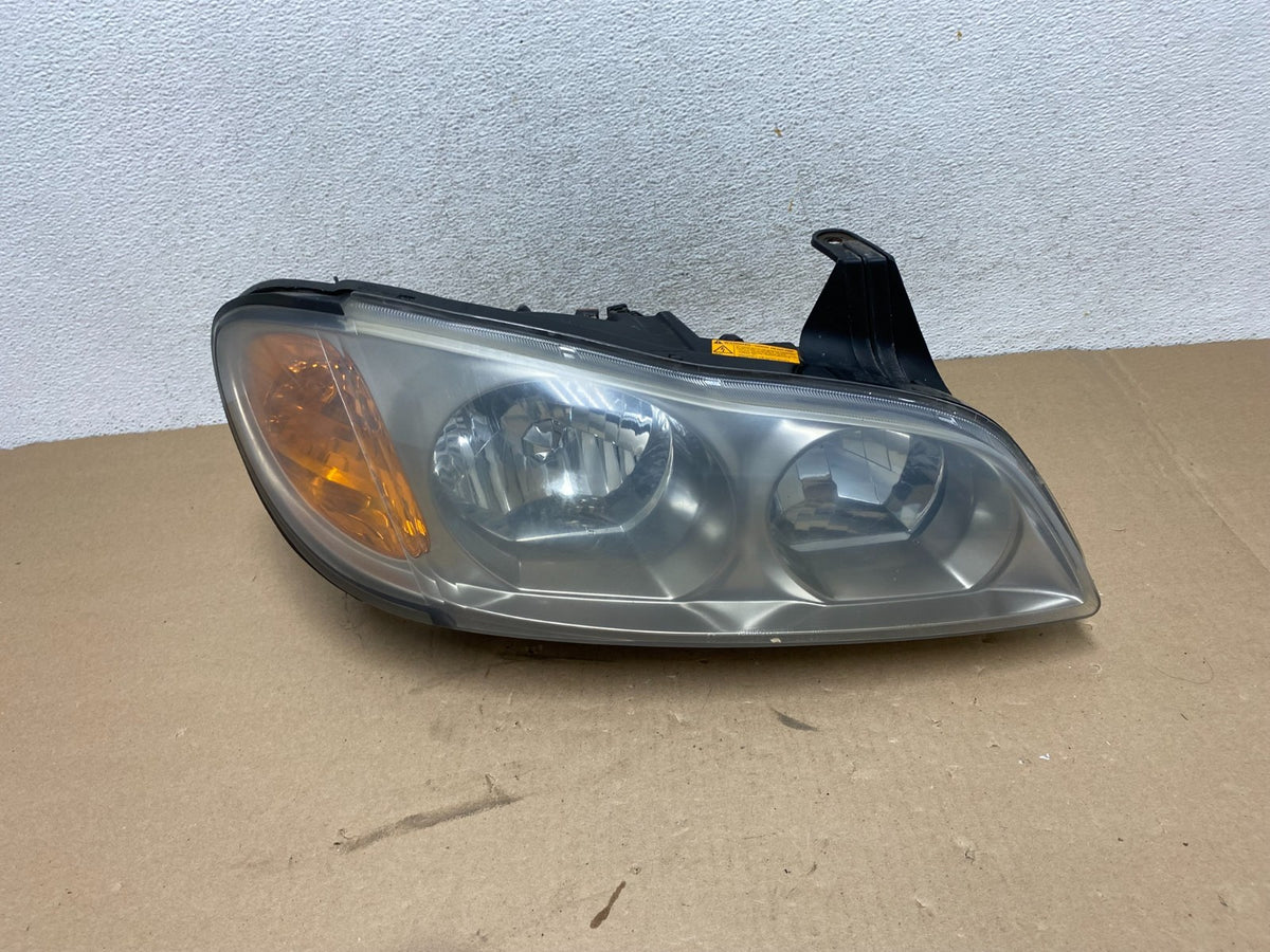2002 to 2004 Infiniti I35 Right Passenger RH Side Headlight Xenon AG3357 DW0