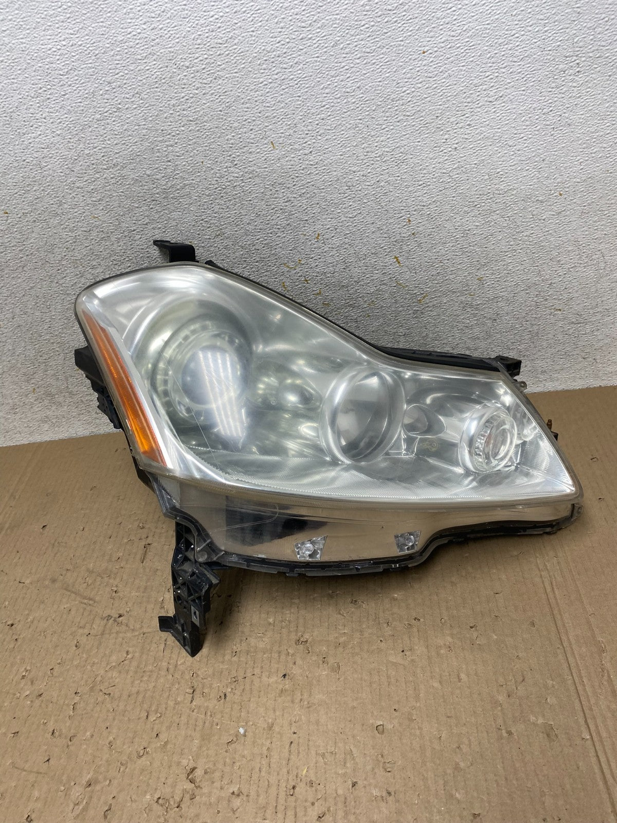 2006 to 2010 Infiniti M35 Right Passenger RH Halogen Headlight AJ1816 LK0