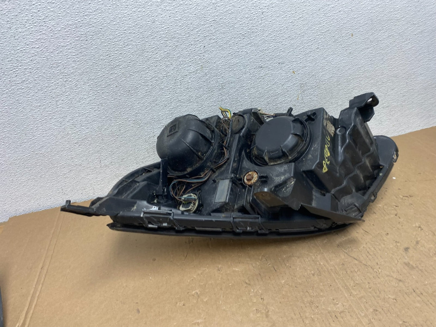 2010 - 2015 Chevrolet Equinox Halogen Headlight Right Passenger Side AD8078 DW6