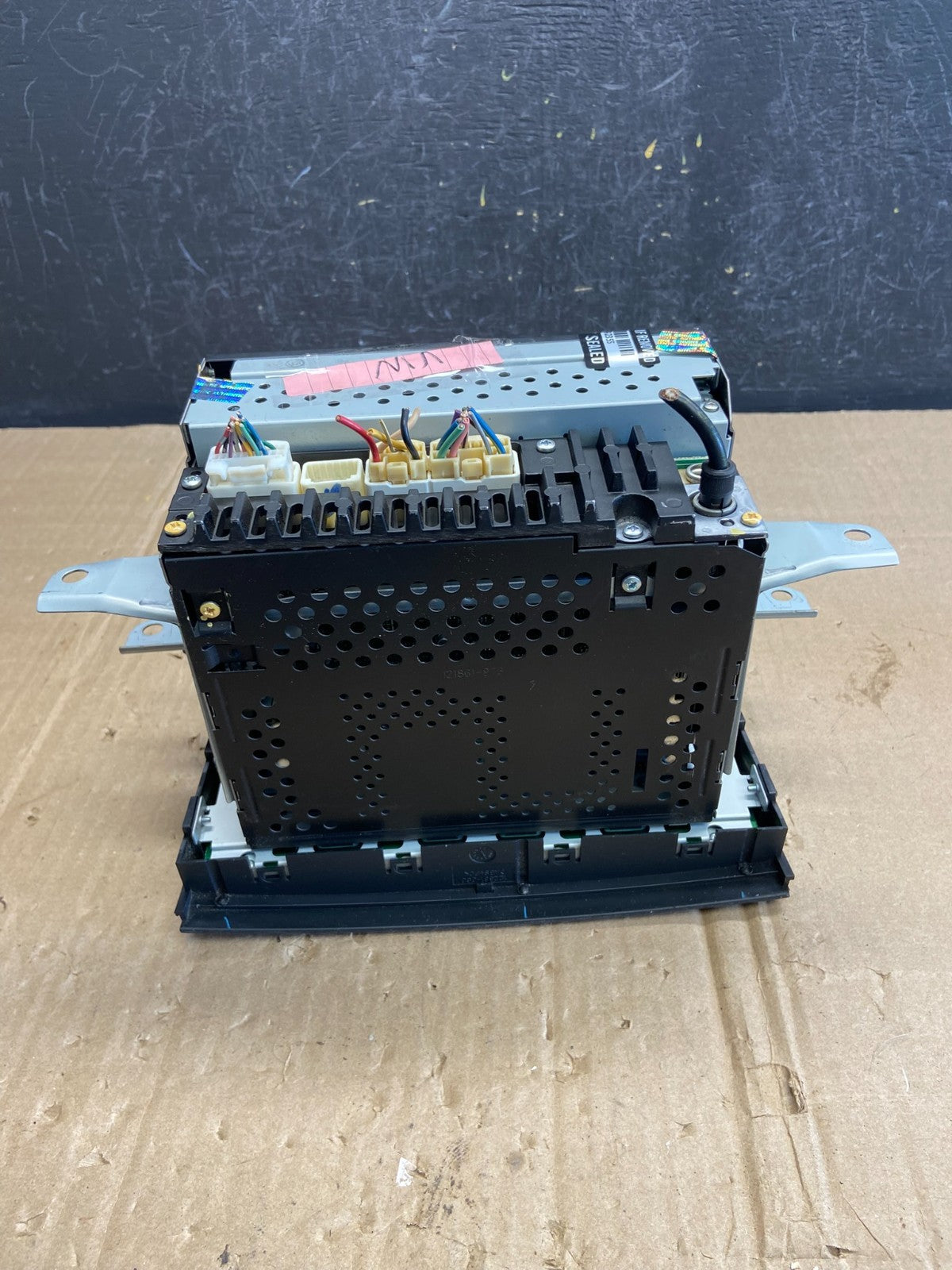 2004 to 2010 Toyota Sienna AM FM CD WMA Mp3 Radio Receiver AE1718 DG6