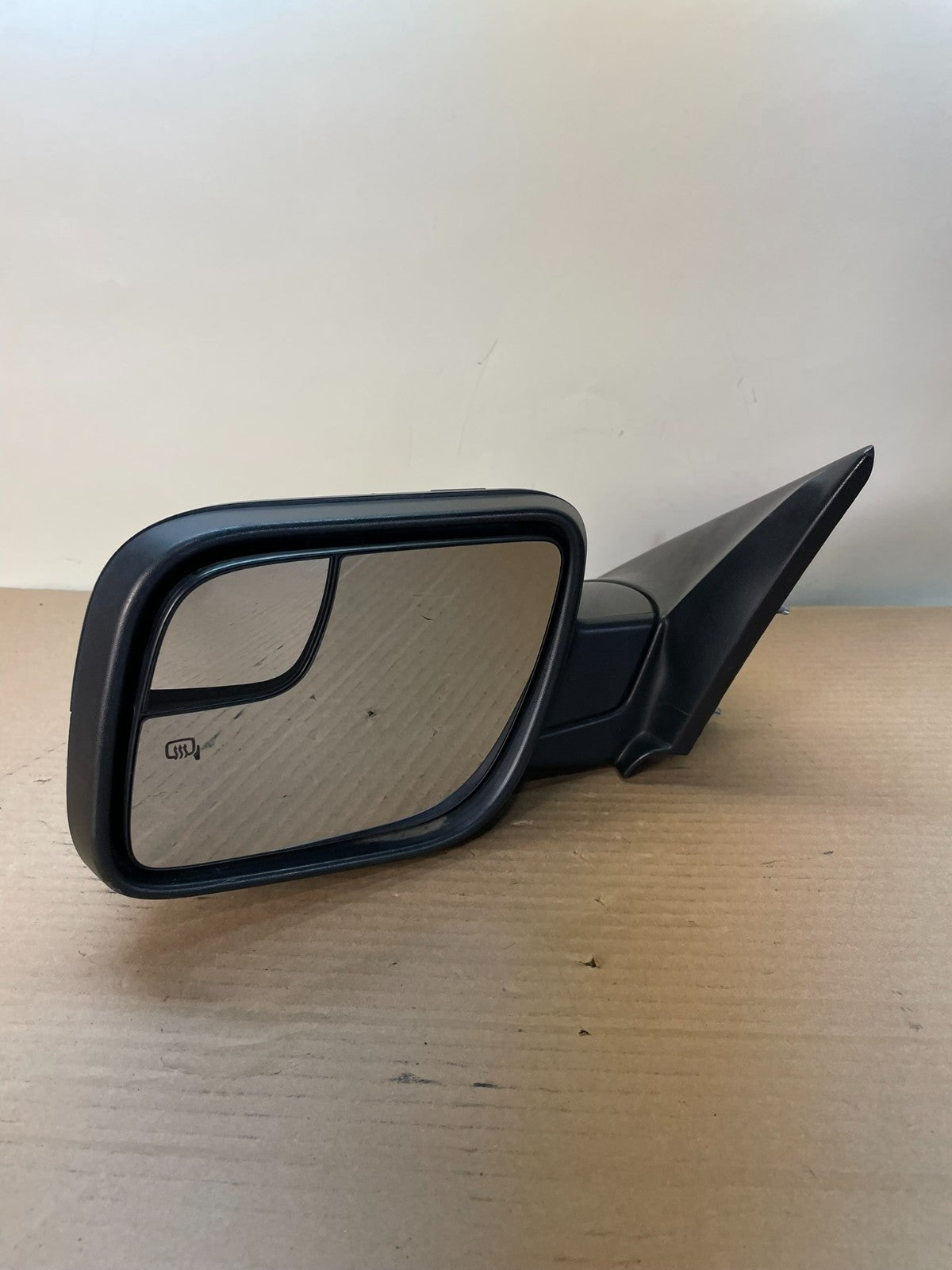 2016 - 2019 Ford Explorer Left Driver View Door Heated Mirror AH8699 DG2