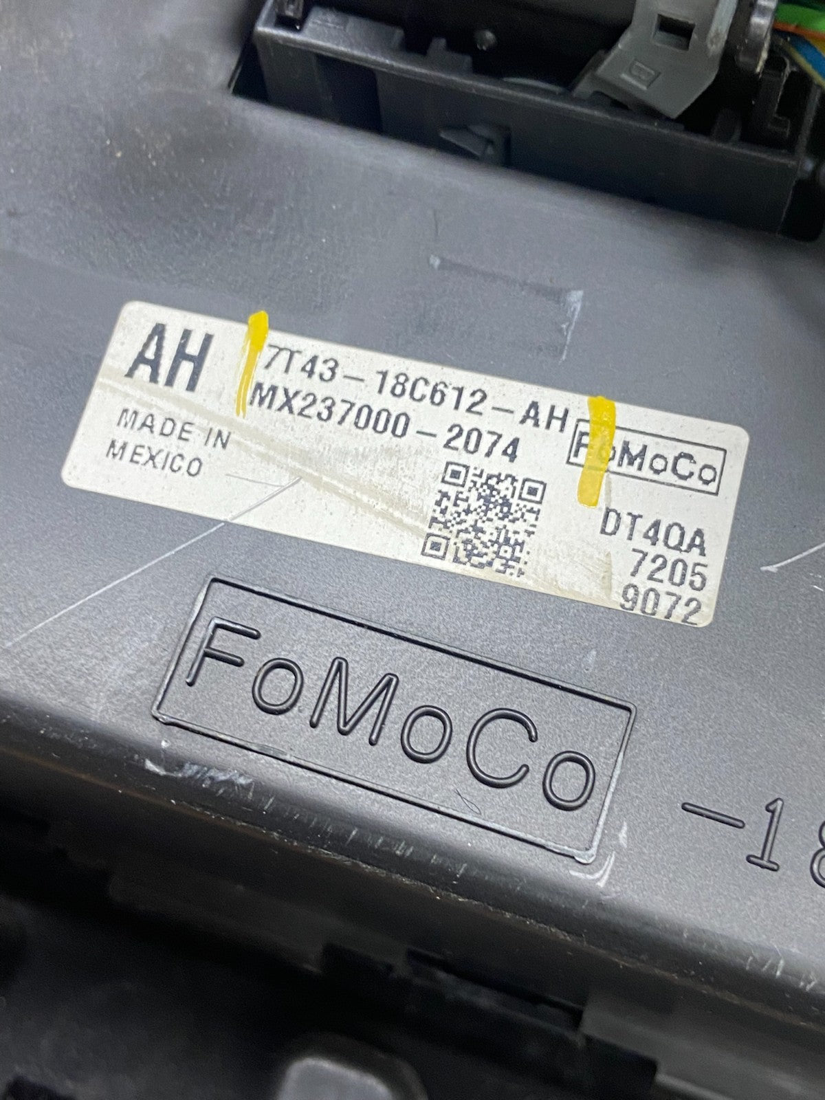 2007 - 2010 Ford Edge Heater Climate Control Radio Control Dash Bezel t8894 DG5