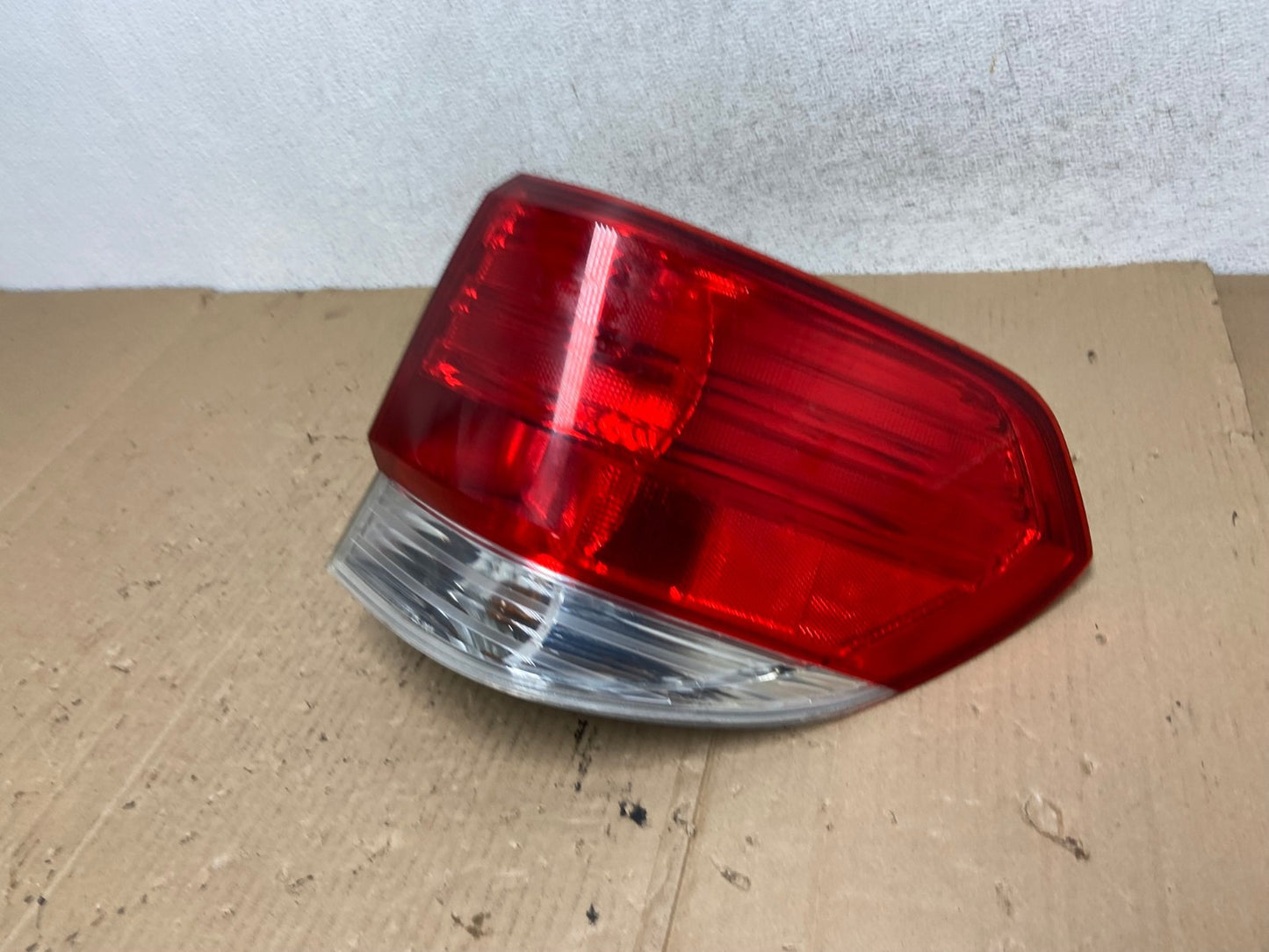 2008 2009 2010 Honda Odyssey Right Passenger Side Tail Light AE9071 LK1