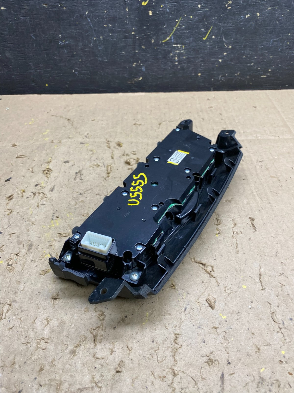 2009 - 2014 Nissan Murano AC Air Temperature Climate Control Panel U5555 DG3