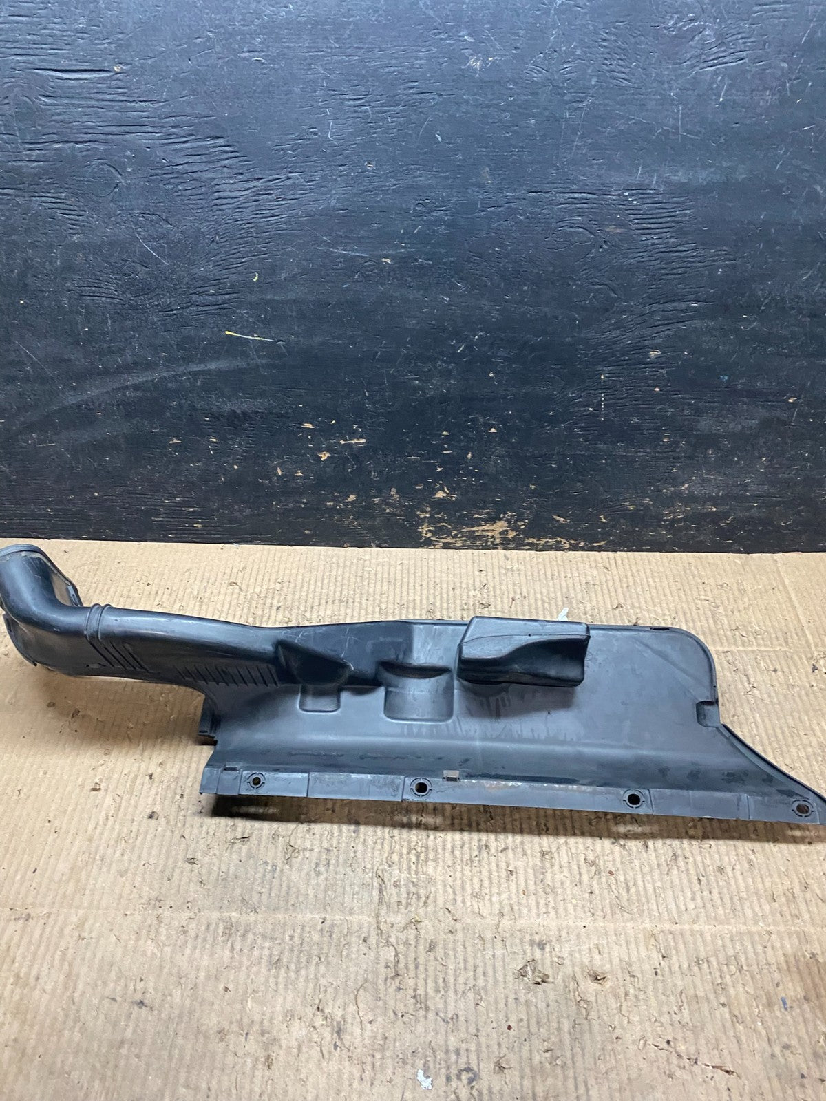 2004 to 2006 Nissan Maxima Upper Air Intake Duct T9801 DG4