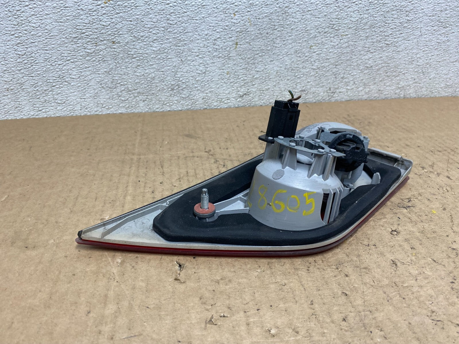 2004 2005 2006 Bmw X3 Left Driver Lh Inner Tail Light OEM L8605 DW6
