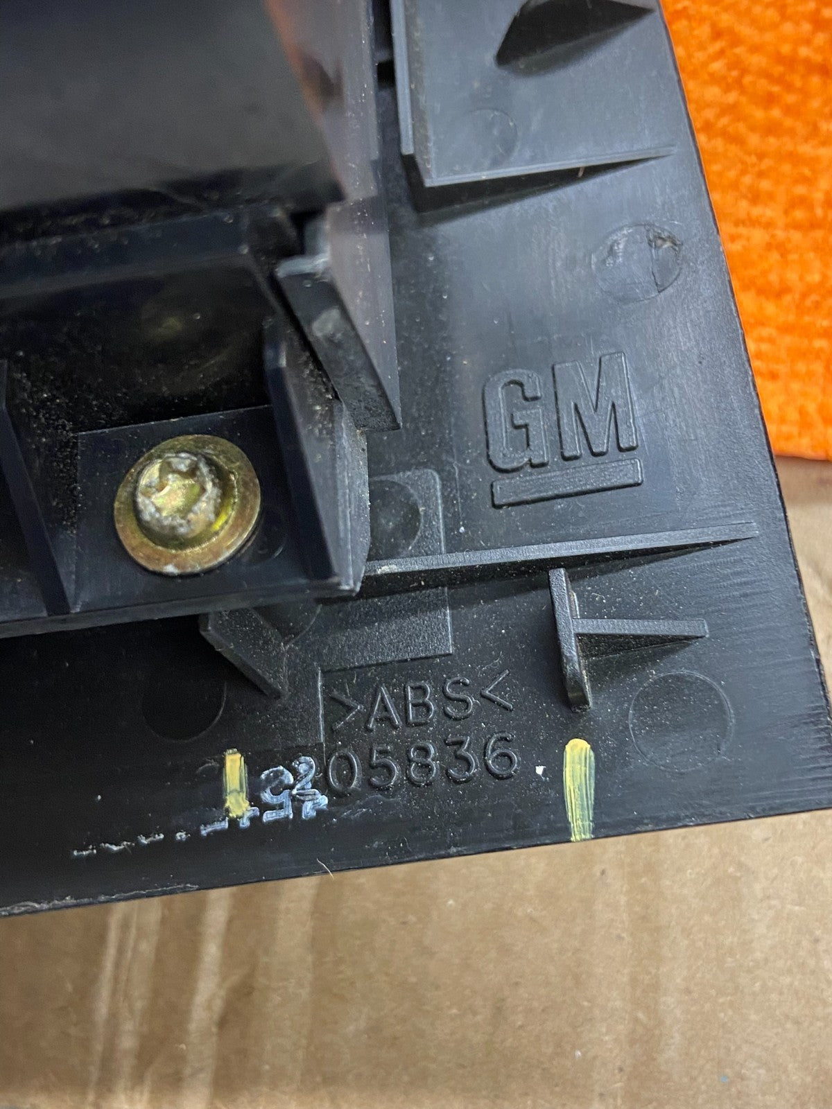 2000 to 2002 Tahoe Yukon Suburban Silverado Master Power Window Switch ae4497 DG4