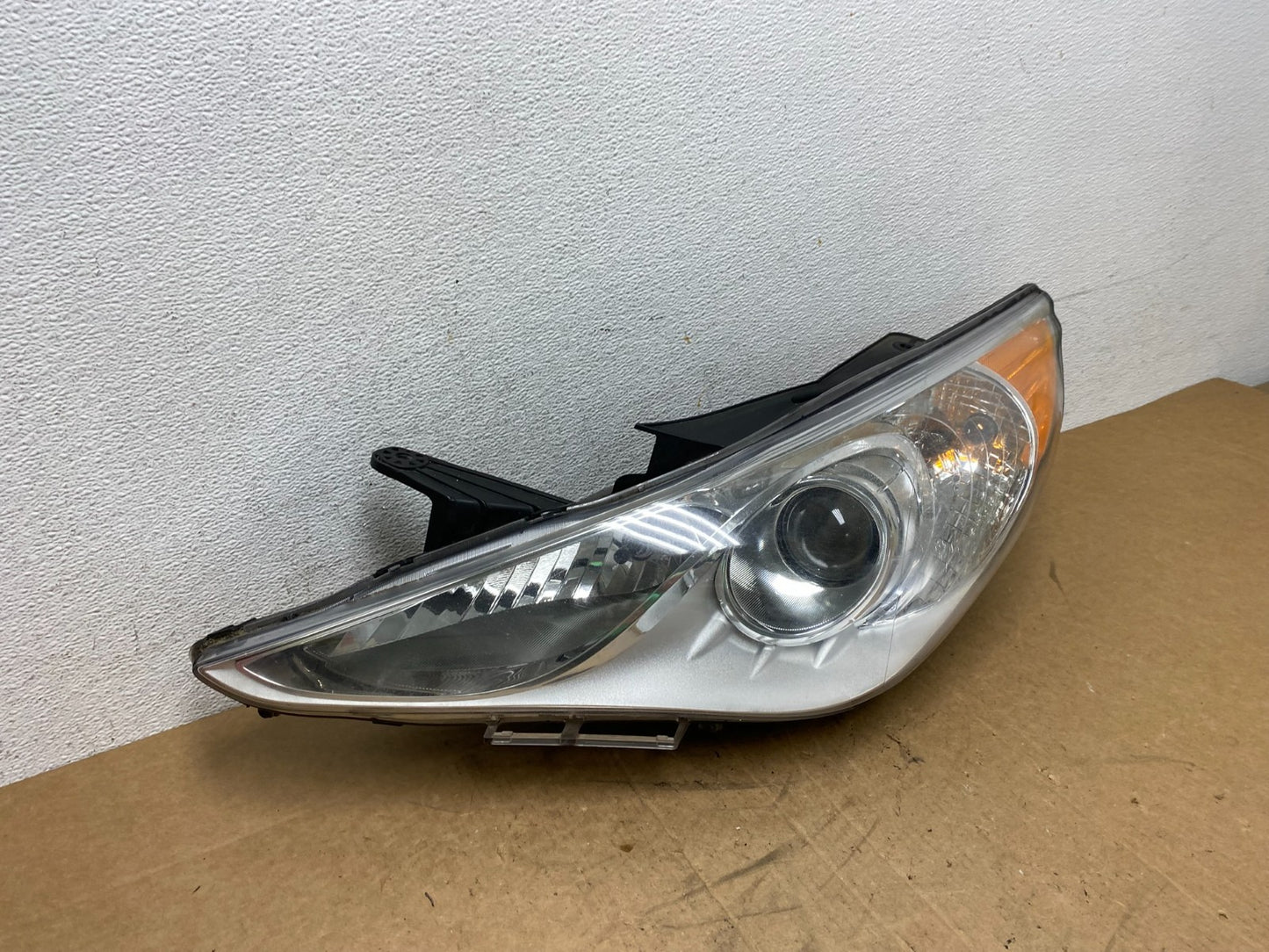 2011 - 2014 Hyundai Sonata Left Driver Lh Side Headlight Halogen AD6300 DW2