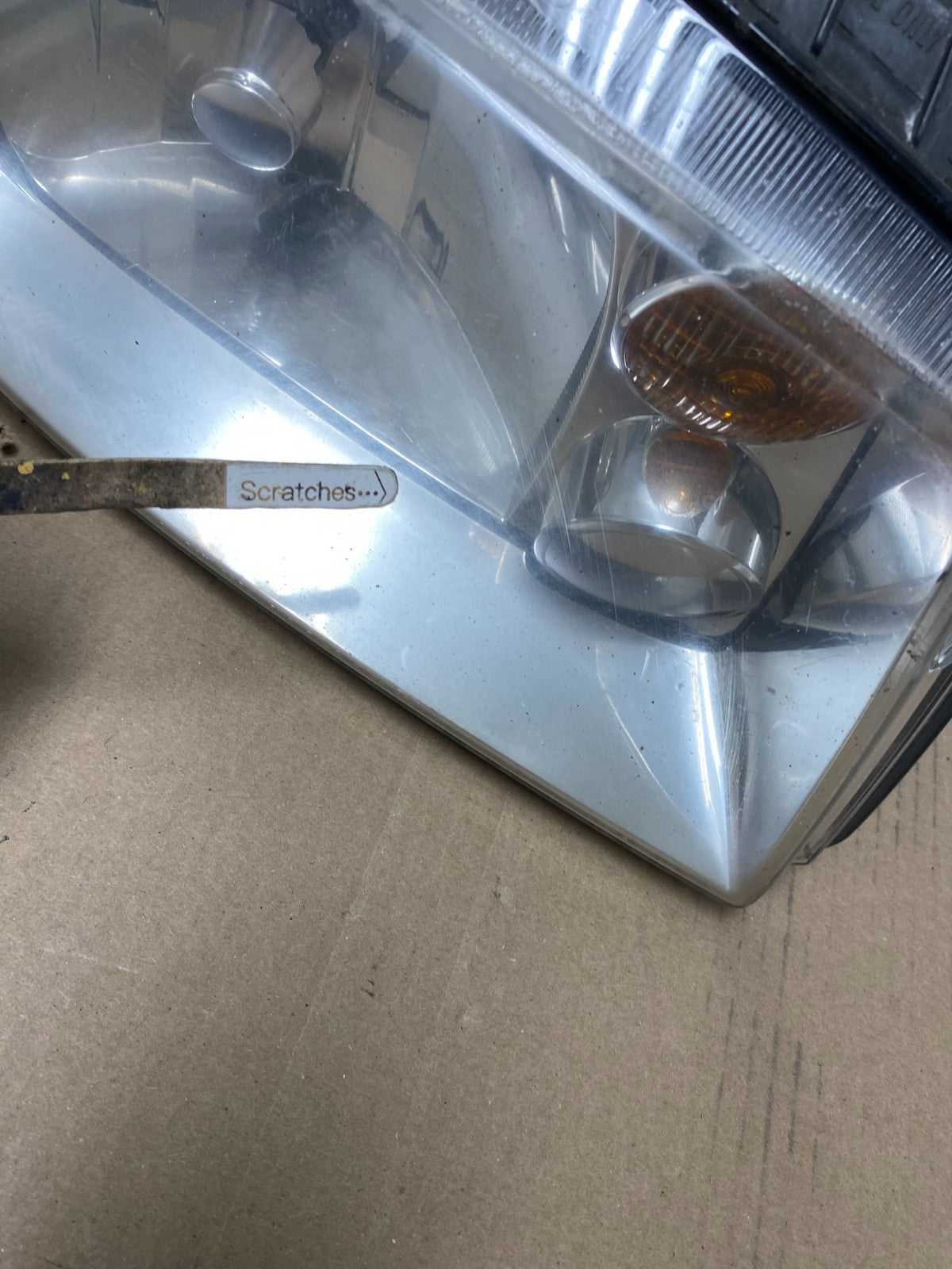 2002 to 2004 Volkswagen Jetta Left+Right Headlights AG6894 DW4