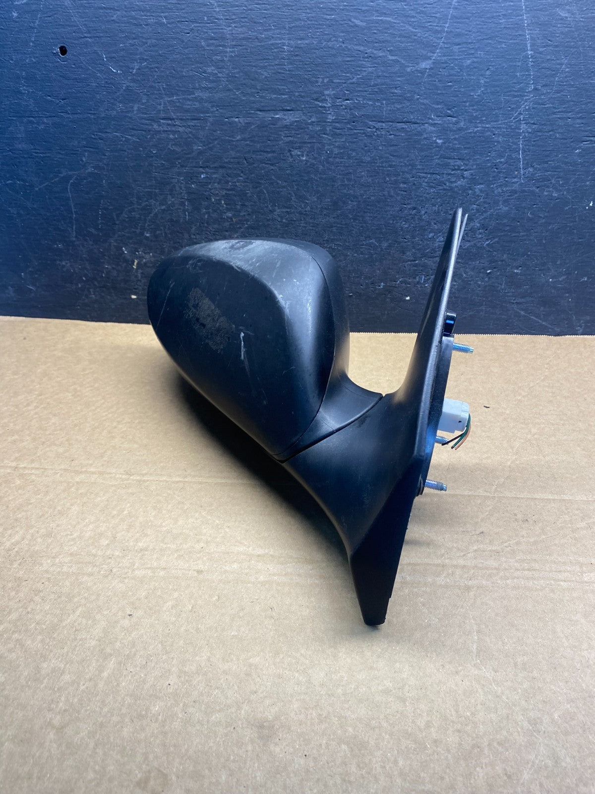 2012 to 2017 Hyundai Accent Right Passenger Side View Door Mirror AF7590 DG2