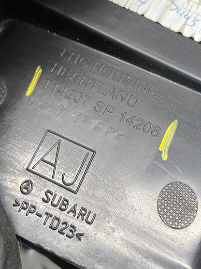 2010-2014 Subaru Legacy Outback Vent Radio Panel Trim Bezel Bluetooth OEM S27996