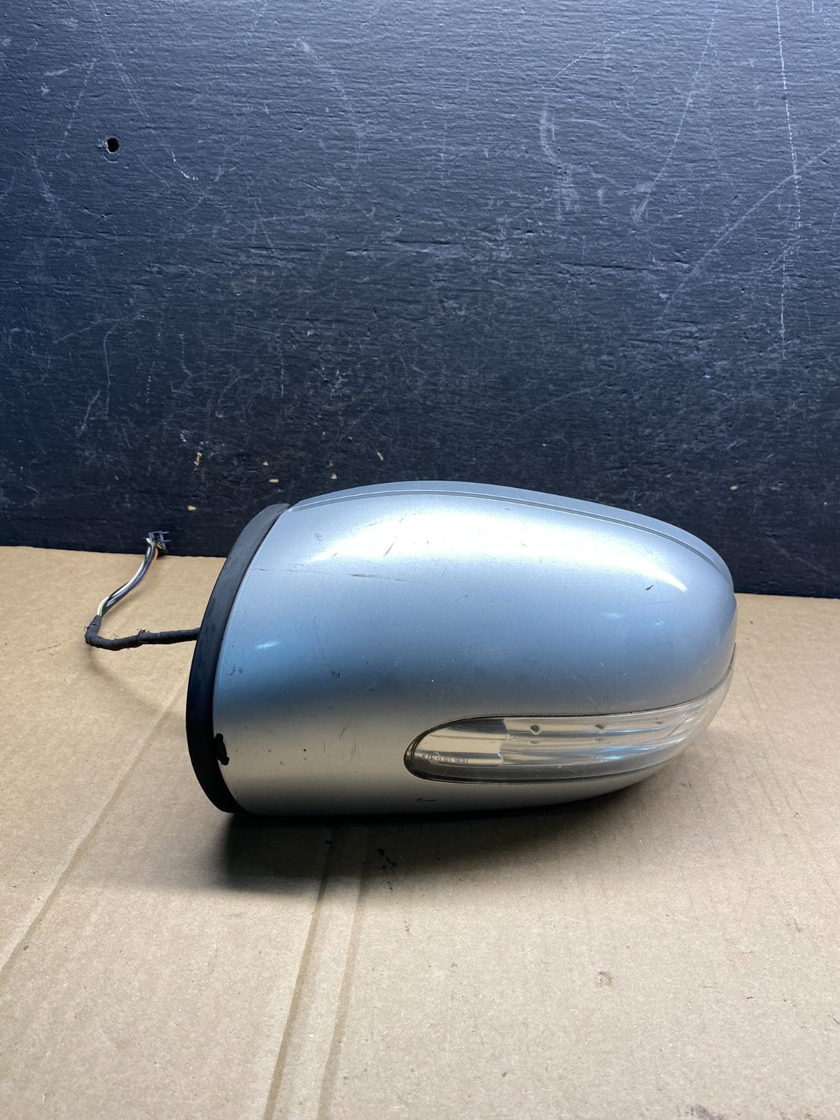 2005 to 2007 Mercedes-Benz C Class Left Driver LH View Door Mirror AG3671 DW0