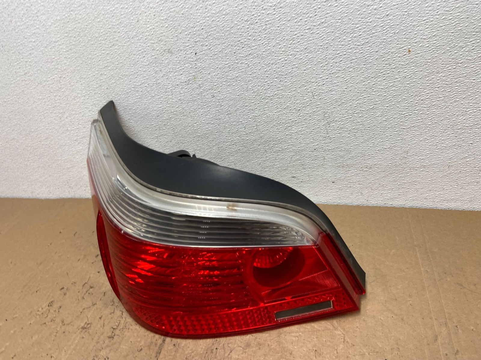 2004 - 2007 BMW 5 Series E60 Left Driver LH Side Tail Light AC7352 DW1