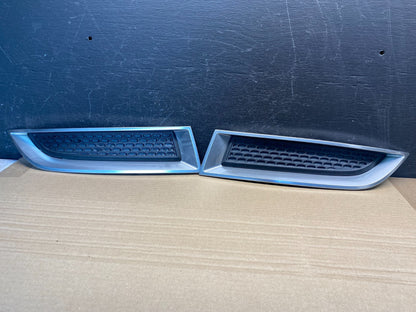 2013 2014 2015 GMC Acadia Front Left+Right Set Grille Bezel Bumper AF0109 DW0