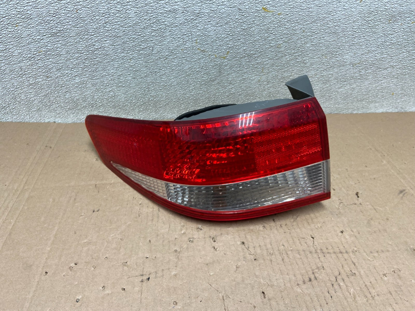 2003 to 2004 Honda Accord Sedan Left Driver Lh Side Tail light Oem X9303 PS0