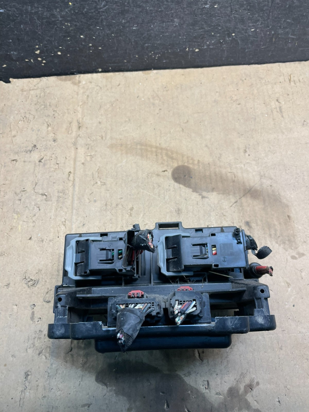 2005 Jeep Grand Cherokee Integrated Power Fuse Box Relay 04692071AB W7342 DG6