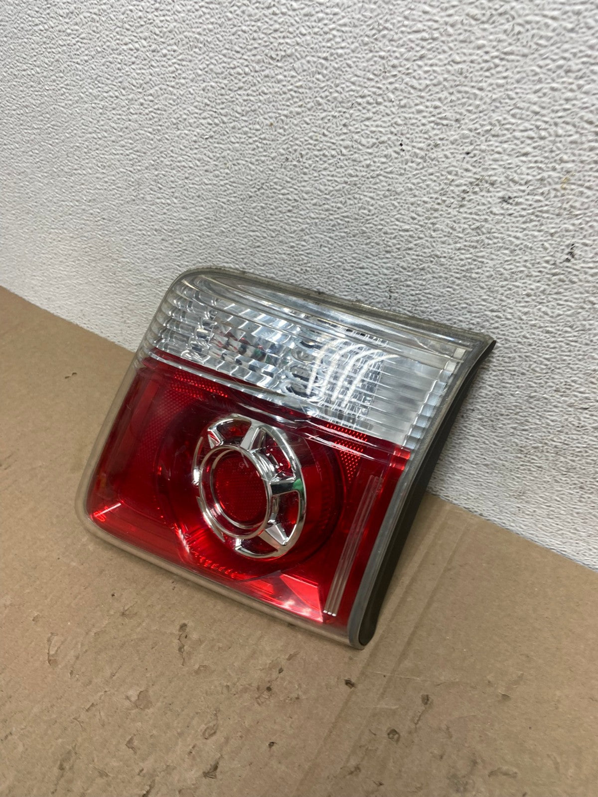 2007 to 2012 GMC Acadia Right Passenger Rh Hatch Tail Light Inner AE9719 LK1