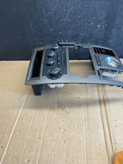 2005 to 2007 Chrysler 300 Dash Heater A/C Climate Control Radio Panel ad7098 DG2