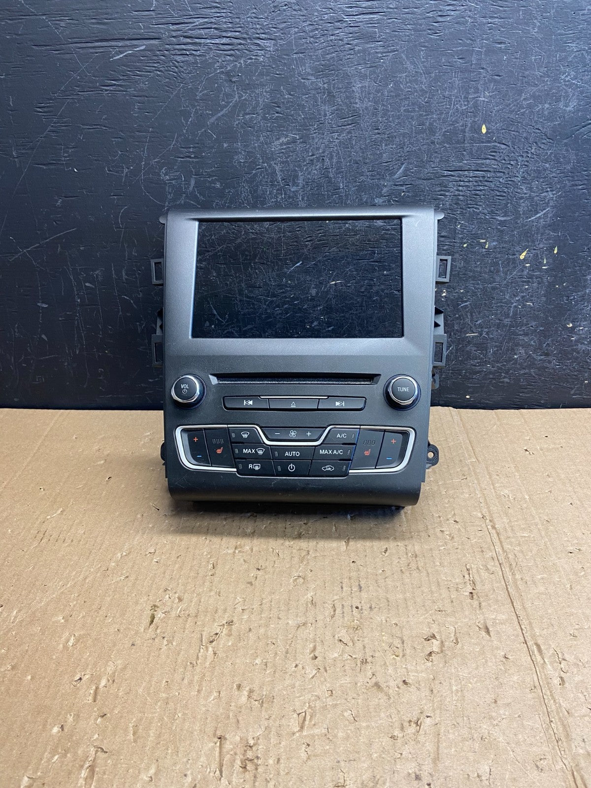 2016 to 2020 Ford Fusion Radio Climate Control A/C Control ae4146 DG0