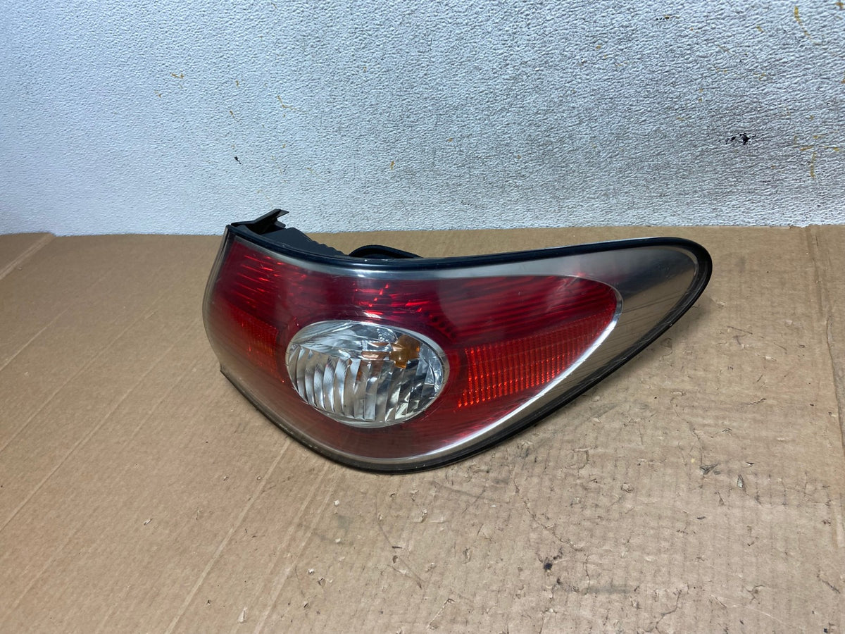 2002 to 2004 Lexus ES300 ES330 Right Passenger Side Tail Light AI5455 LK1