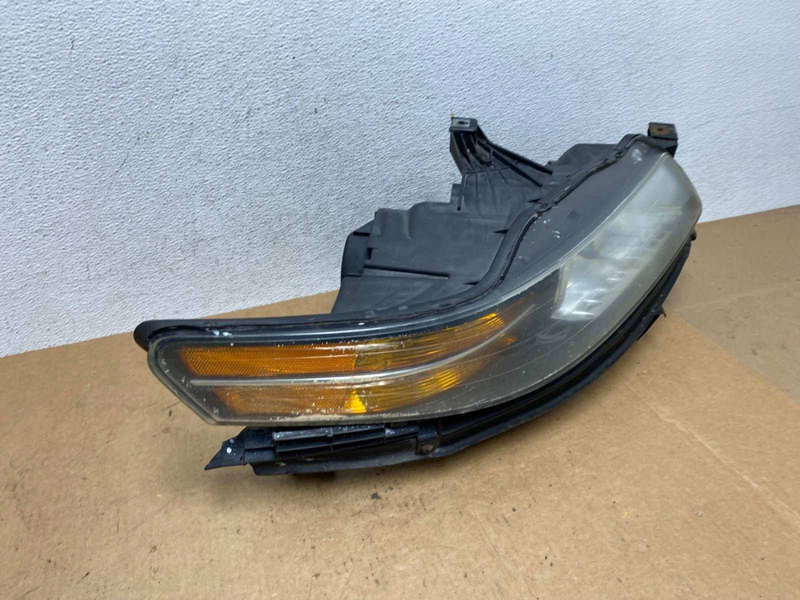 2004 2005 2006 Acura TL Headlight Right Passenger Side Xenon HID AE3247 DW2