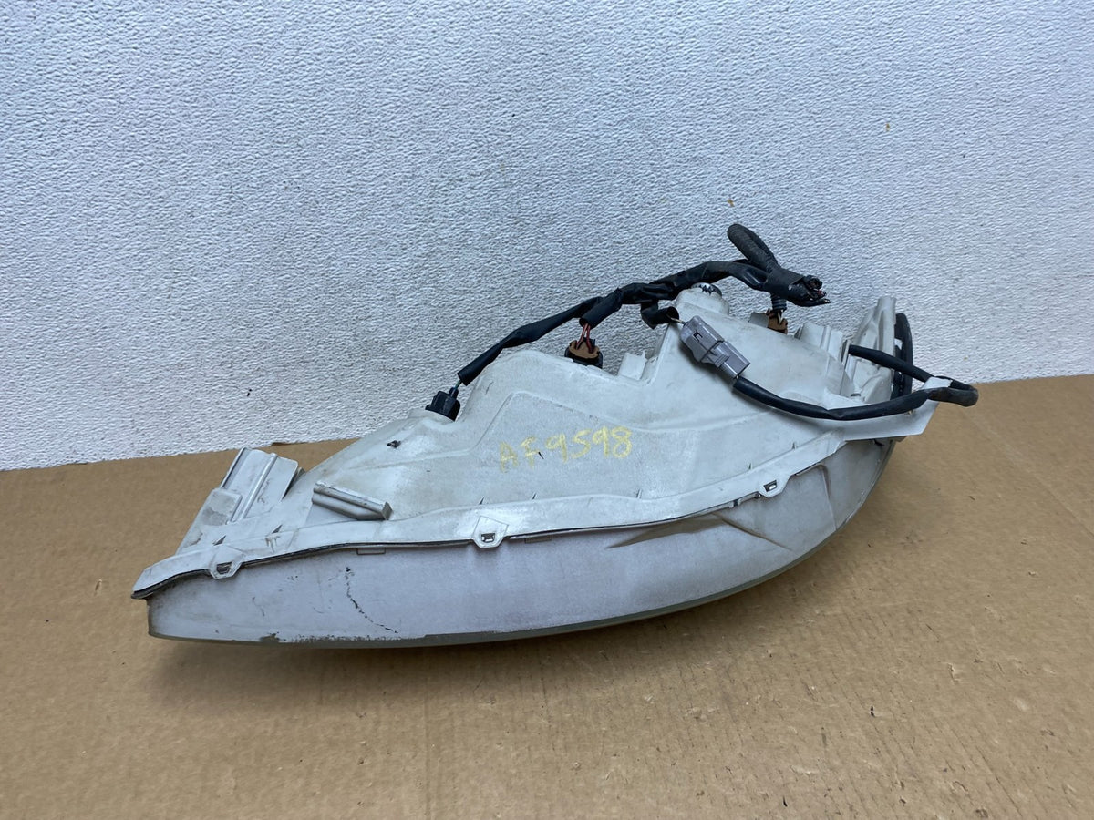 2005 to 2006 Toyota Camry Right Passenger RH Halogen Headlight AF9598 DW7