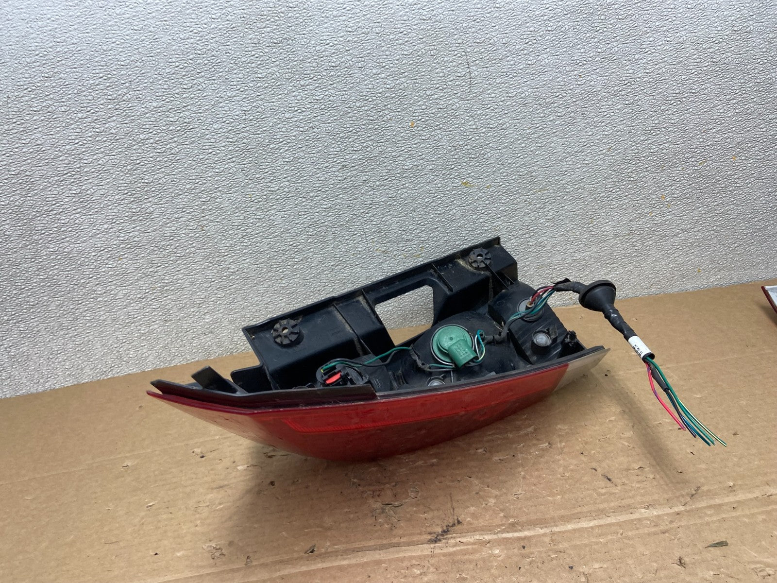 2004 to 2009 Nissan Quest Right Passenger RH Side Tail Light AB47886