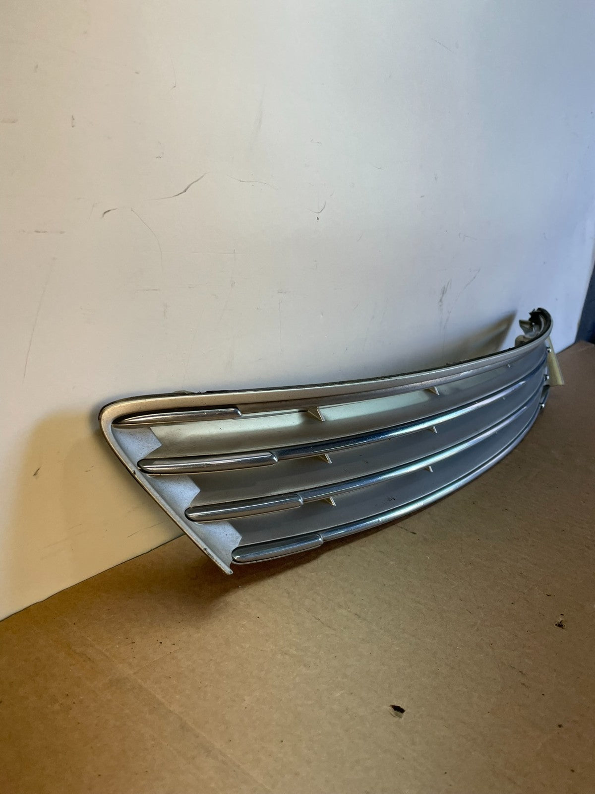 2002 to 2004 Lexus ES330 ES300 Front Upper Grill Grille AH0321 DG2