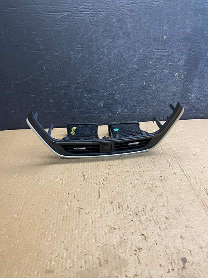 2016 2018 Nissan Maxima Center Dash Vent Ac Air Vent Trim Panel Bezel AE4288 DG0